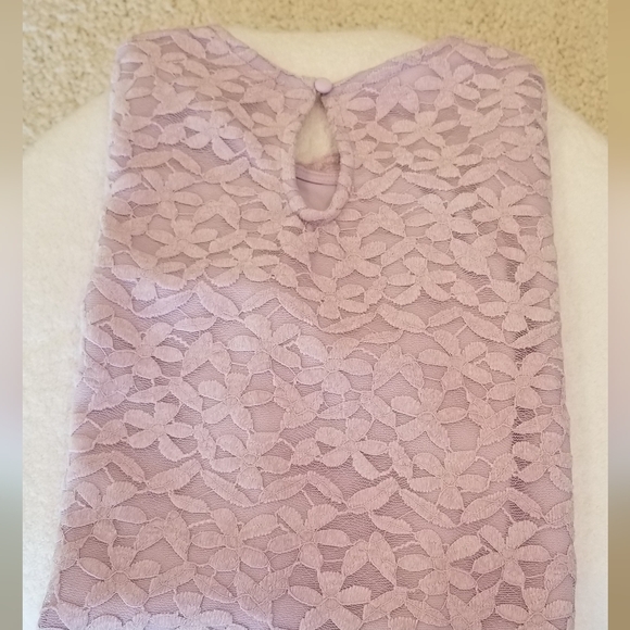 Lavender Lace Short Sleeve Women's Blouse - Picture 3 of 4